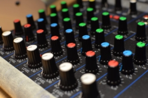 Yamaha MG10 Podcasting Review